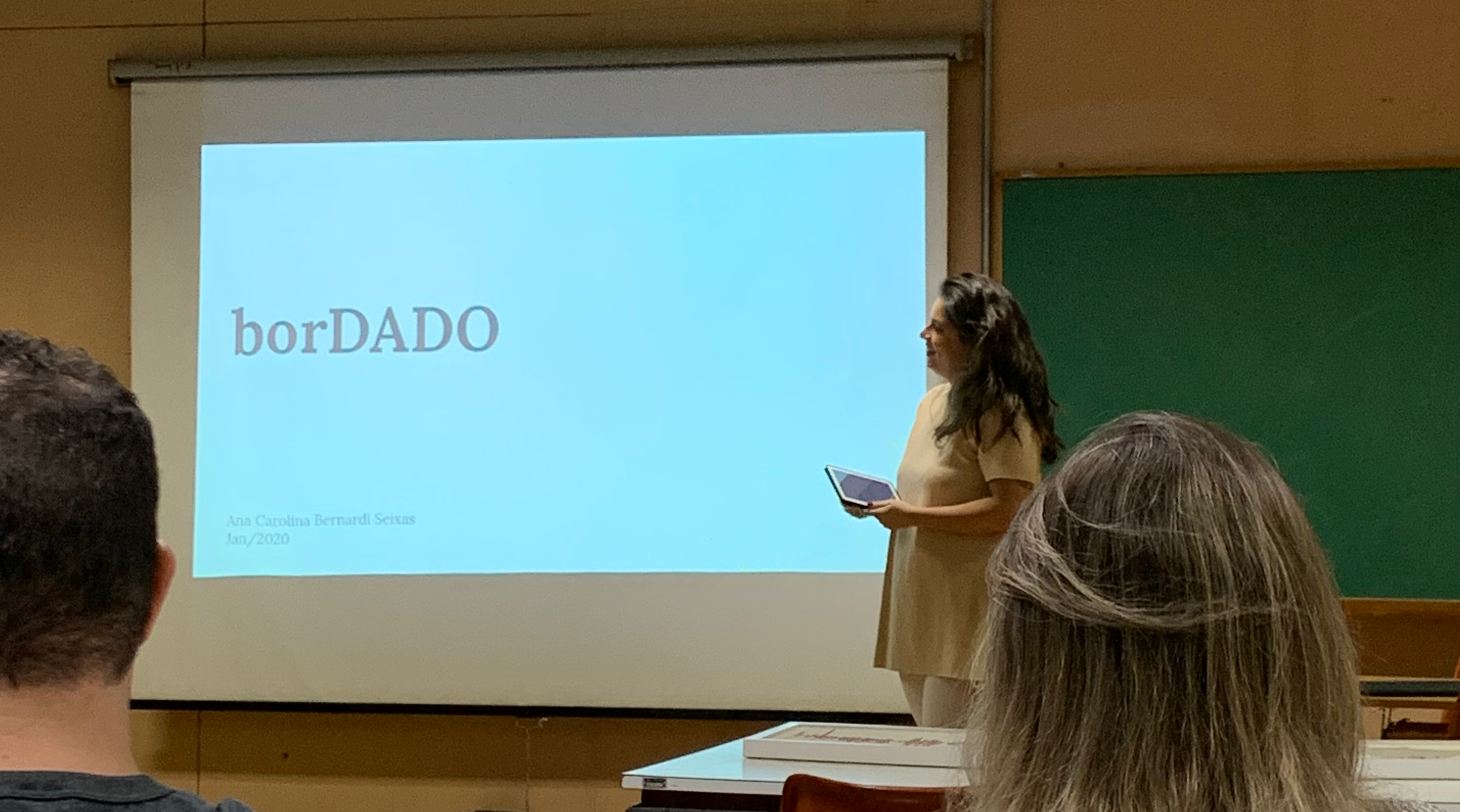 Quadros de tempo de uso das redes sociais e migração dos colegas